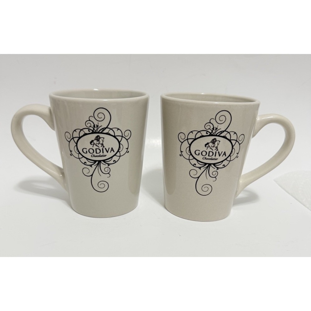 Godiva‎ Chocolatier 2010 California Pantry 2 Coffee Mugs Beige w/ Brown Logo